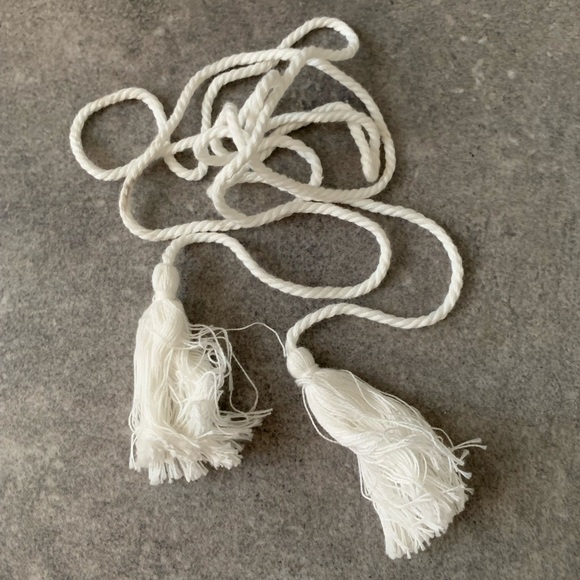 Rated 5 stars Last 1 Gorgeous Beige Crochet Beach Dress Swim Coverup - Picture 7 of 9